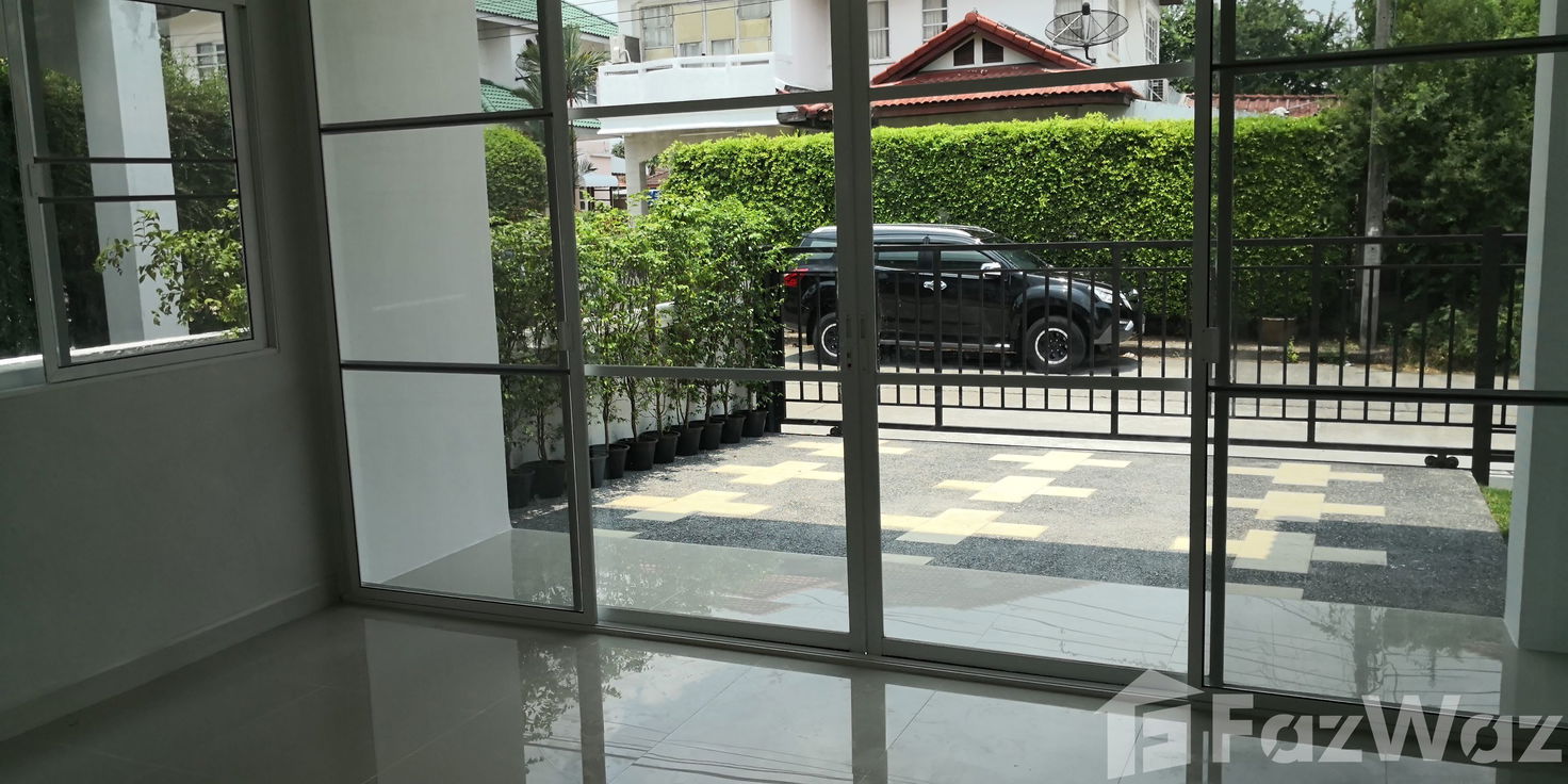 picture 4 Bedroom House for sale in Saen Saep, Bangkok - 49/51