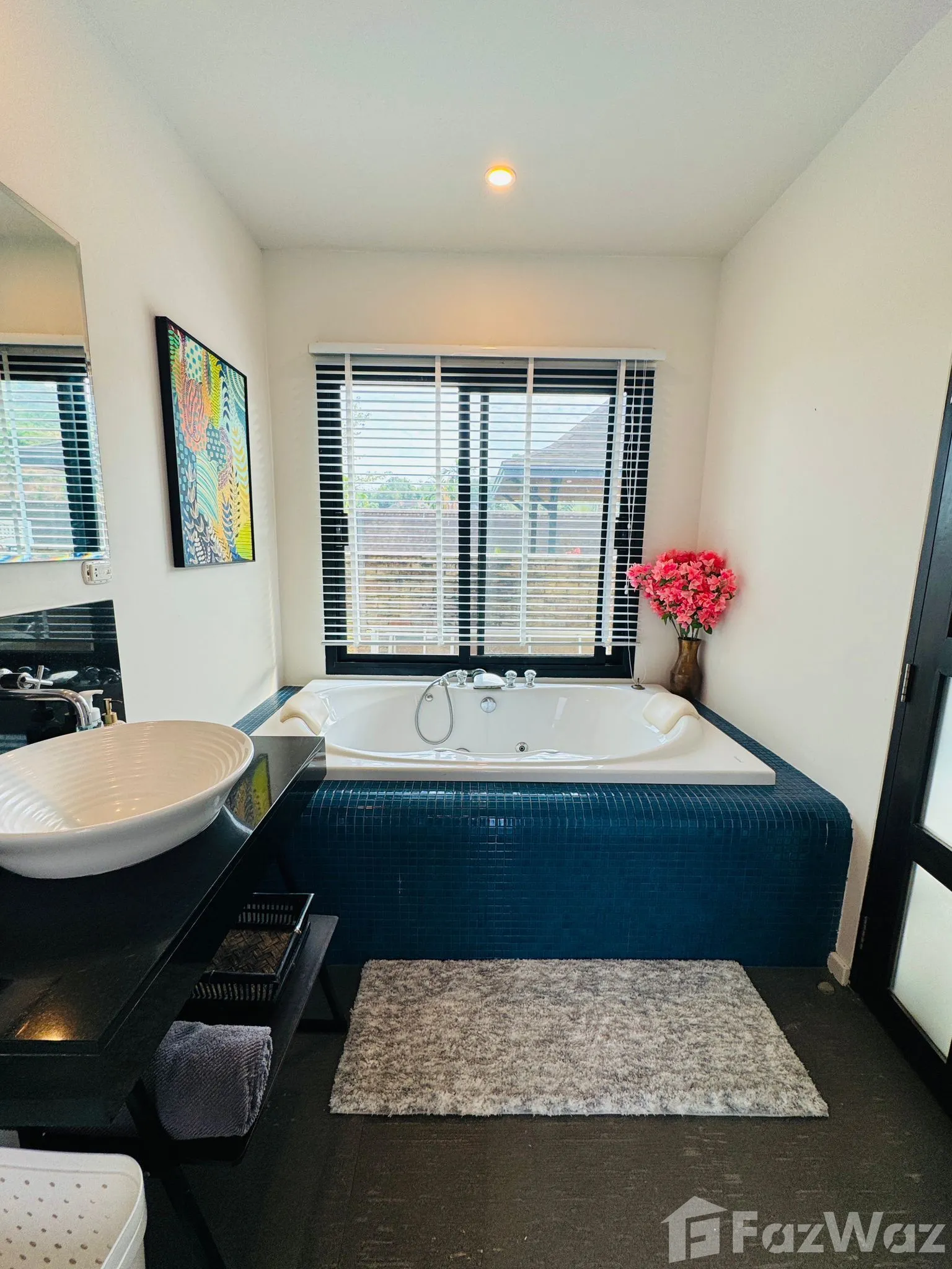 4 Bedroom Pool Villa with big garden in Naiharn, Phuket 5619596 - image 4