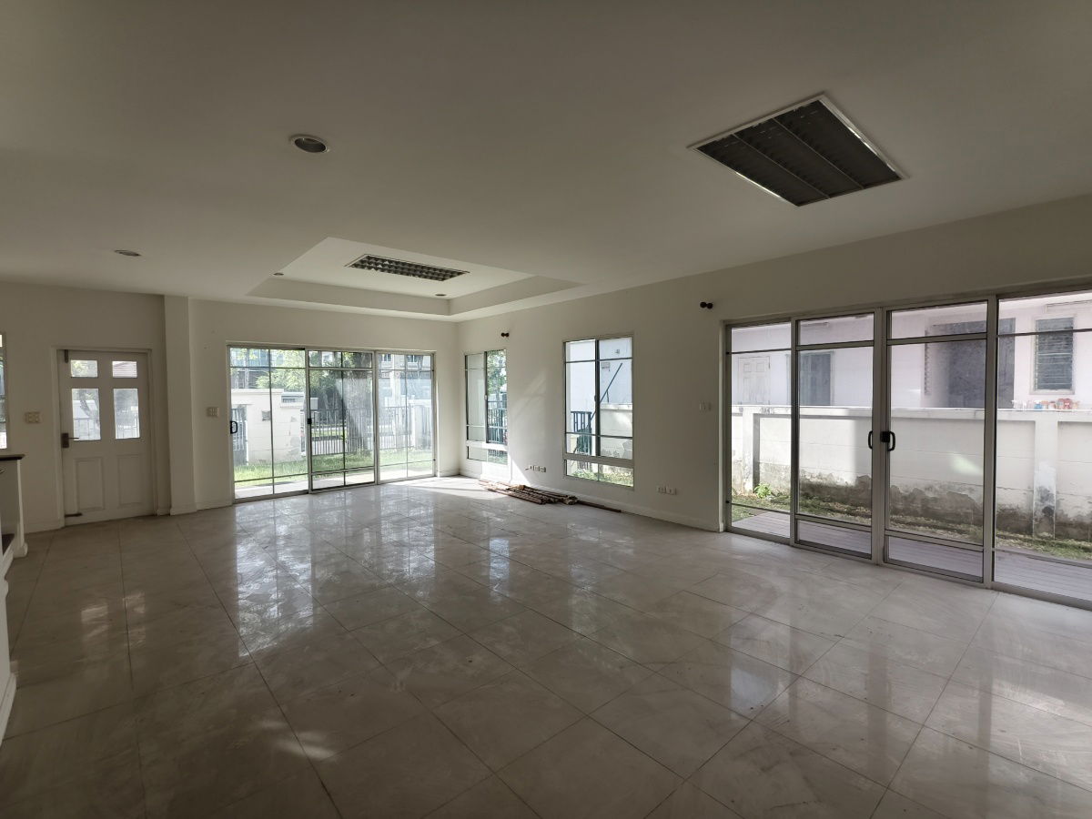 picture Affordable gem on Ratchaphruek Road!! Spacious single house for sale at Sivalee Pinklao–Sathorn, 71.3 sq.wah, right next to The Crystal. - 8/22