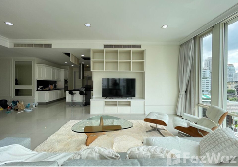 3 Bedrooms Condo for rent at Royce Private Residences