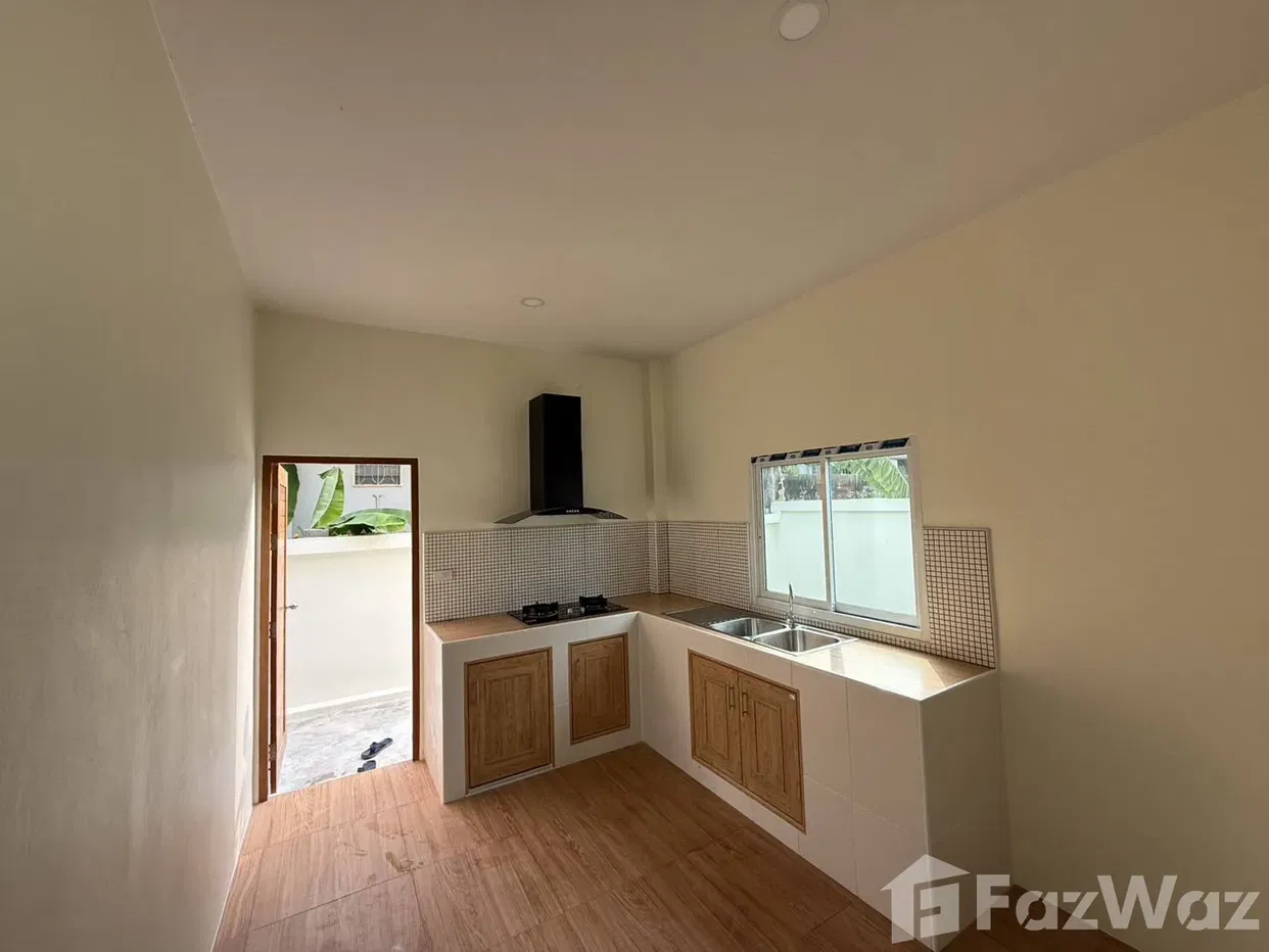 picture New single house at Phet Kanchan village for sale - 5/11