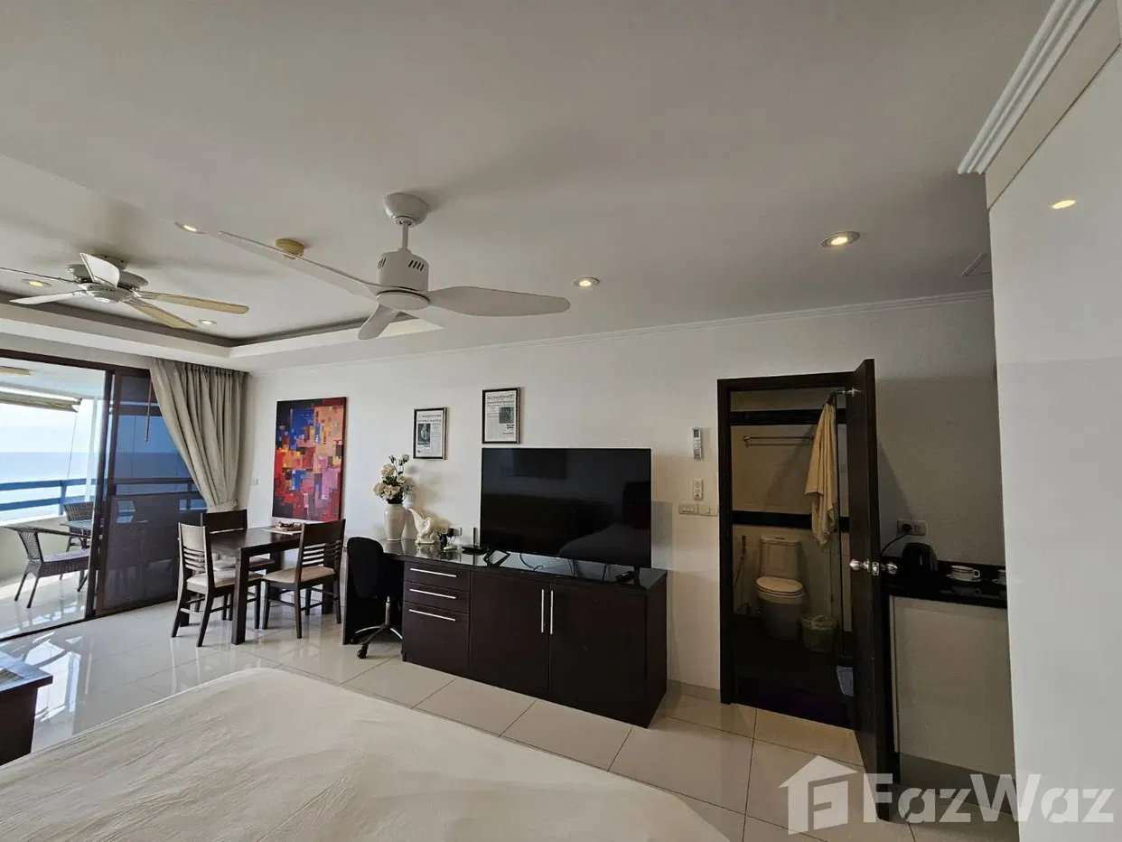 picture Jomtien Plaza Condotel - Studio for Sale - 3/26