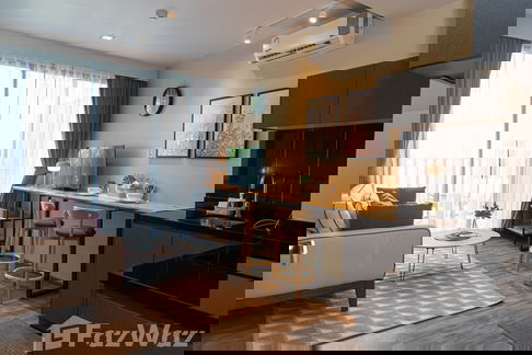 1 Bedroom condo for rent at The Deck Patong