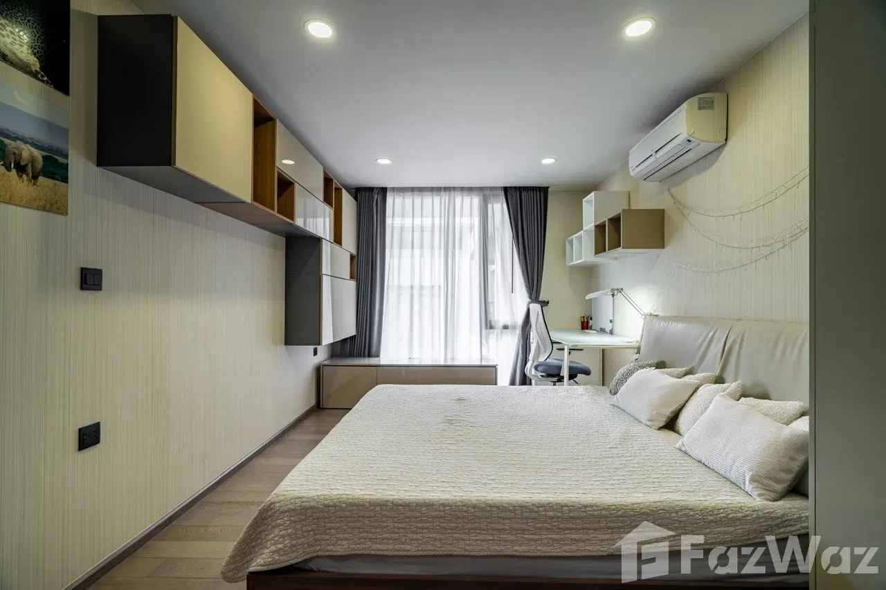 picture Executive low-rise top floor living - 7/26