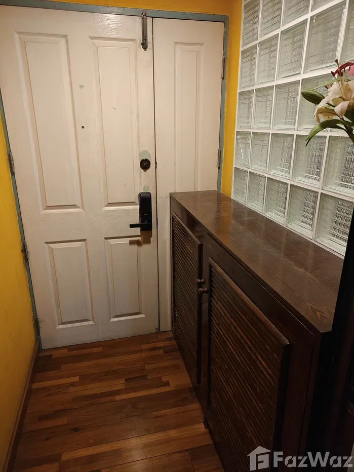 picture Large Two bedroom Duplex Excellent Value - 19/19