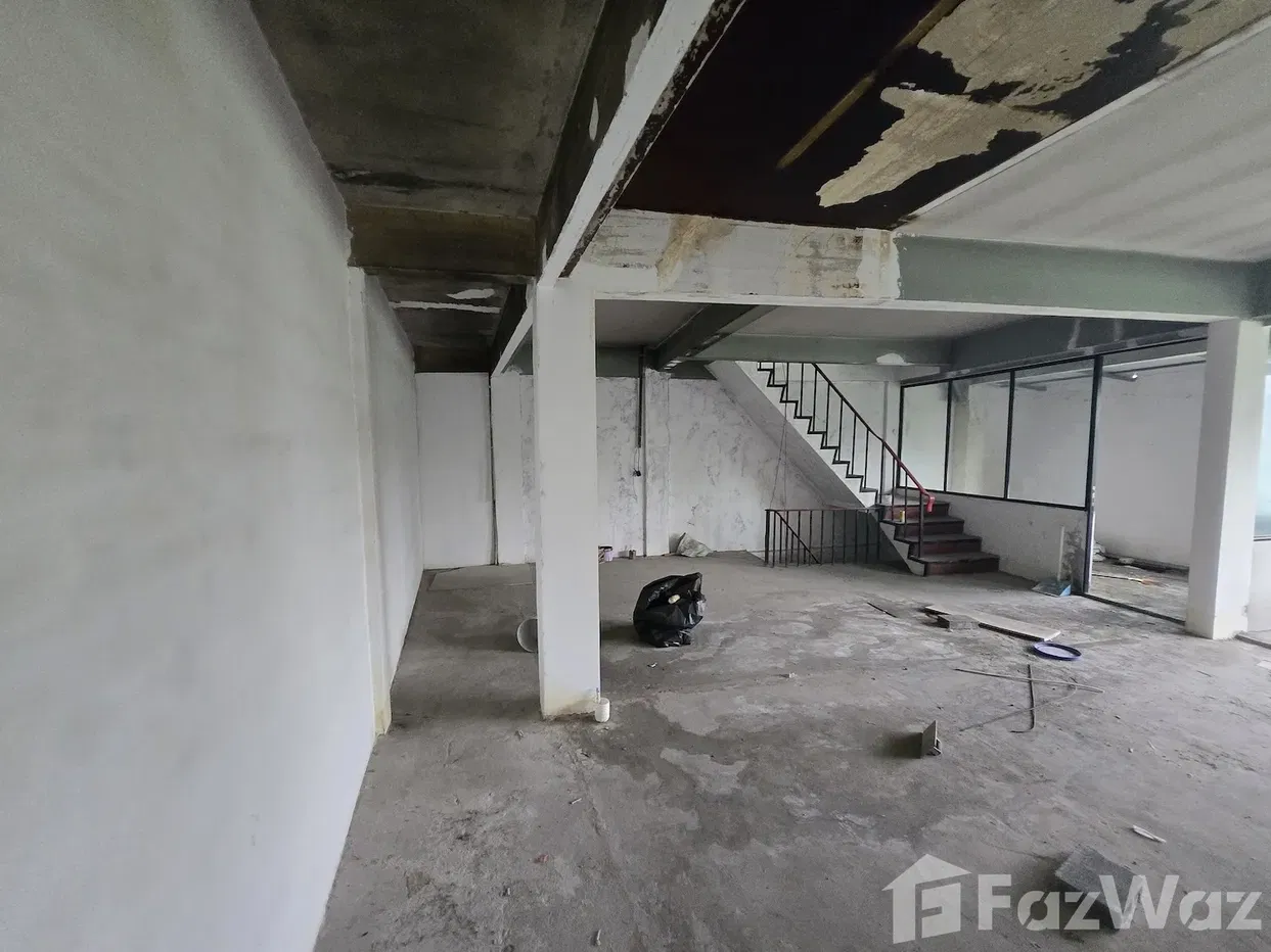 picture 4 Bedroom Shophouse for sale in Suan Luang, Bangkok - 9/10
