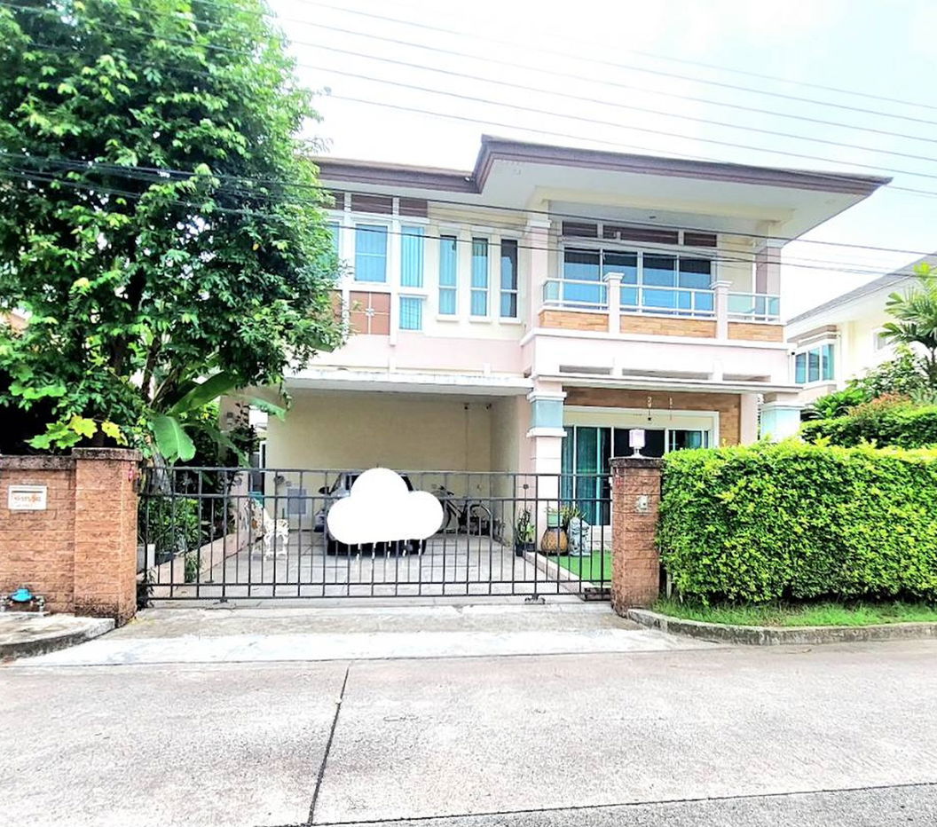 picture Ready-to-Move-In Home at Le Neo 2 – Upgraded & Value-Packed! - 2/14