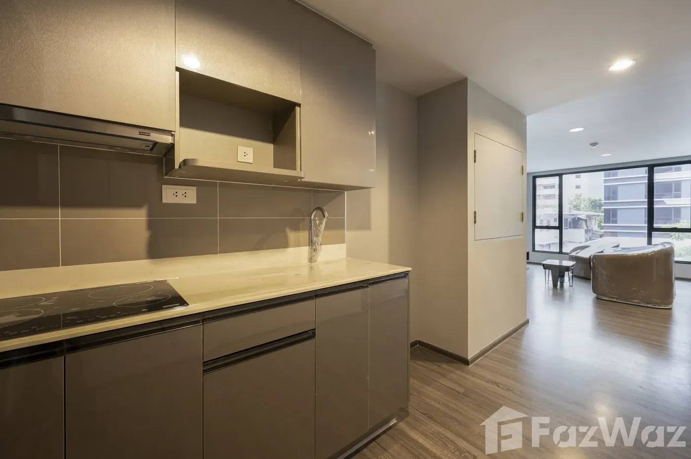 picture 3 Bedroom Condo for sale at Ideo Mobi Sukhumvit 40 - 8/17