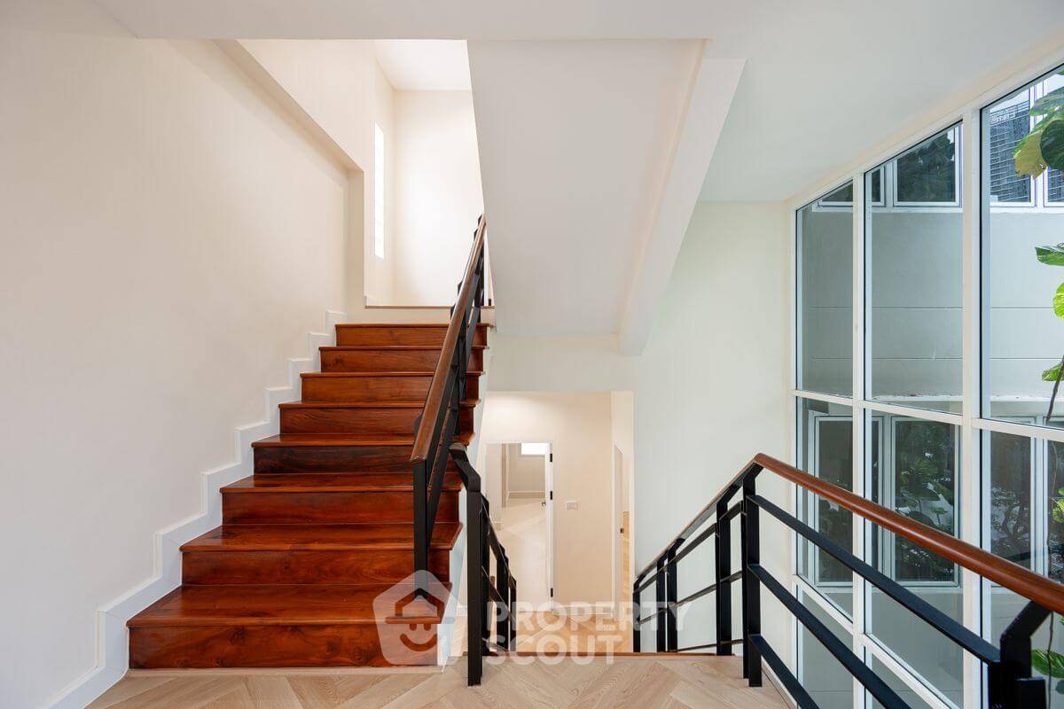 รูป บ้าน 5-ห้องนอน ใกล้ BTS หมอชิต (ID 2251804) - รูปที่ 10/32