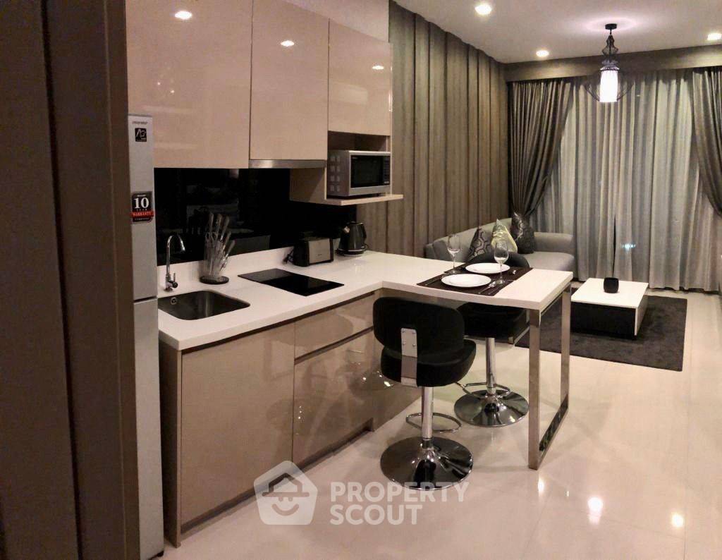 picture 1-BR Condo at Trapezo Sukhumvit 16 near MRT Queen Sirikit National Convention Centre (ID 1185825) - 2/5