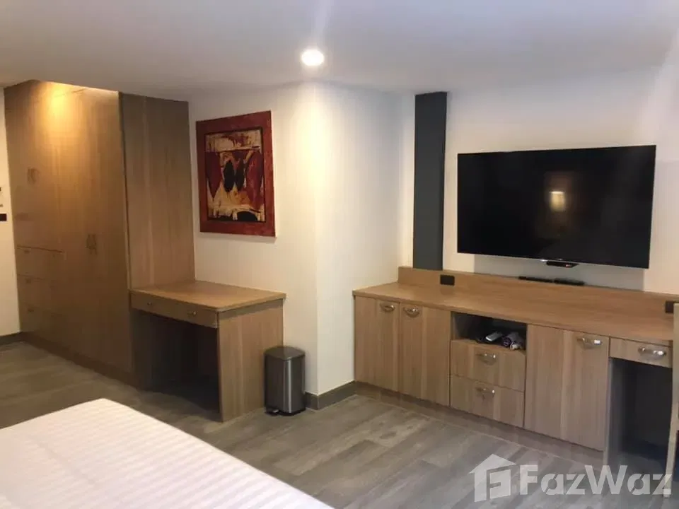 picture Patong 4 Bedroom Seaview Residence - 10/16