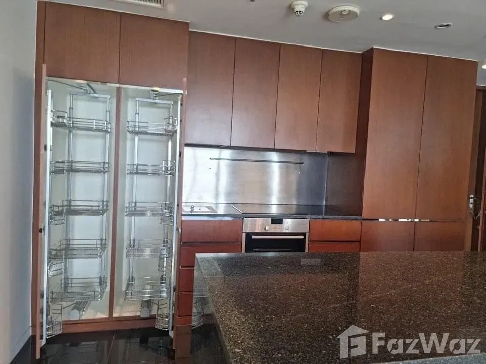 picture 2 Bedroom Condo for sale at Hansar Rajdamri - 10/10