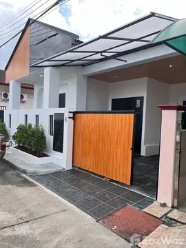 Renovated 3BR Semi-Detached House in Prime Chalong Location
