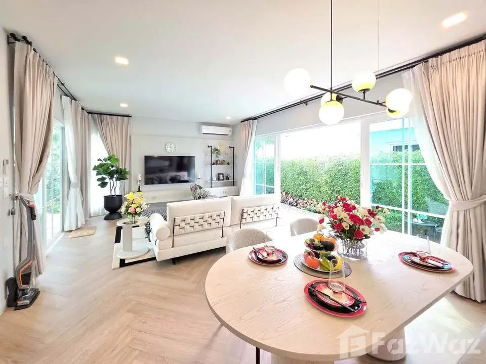 picture Perfect fully furnished house, ready to move in - 2/11