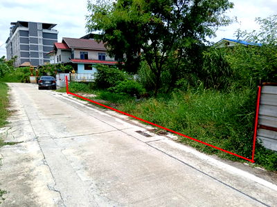 ที่ดิน ปทุมธานี : ขายที่ดิน ซอยคชสาร 3  หลัง ม.ธรรมศาสตร์ รังสิต โทร.0999983897