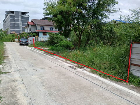 Land for sale in Soi Kochasarn 3,Thammasat Rangsit  University Tel. 0999983897