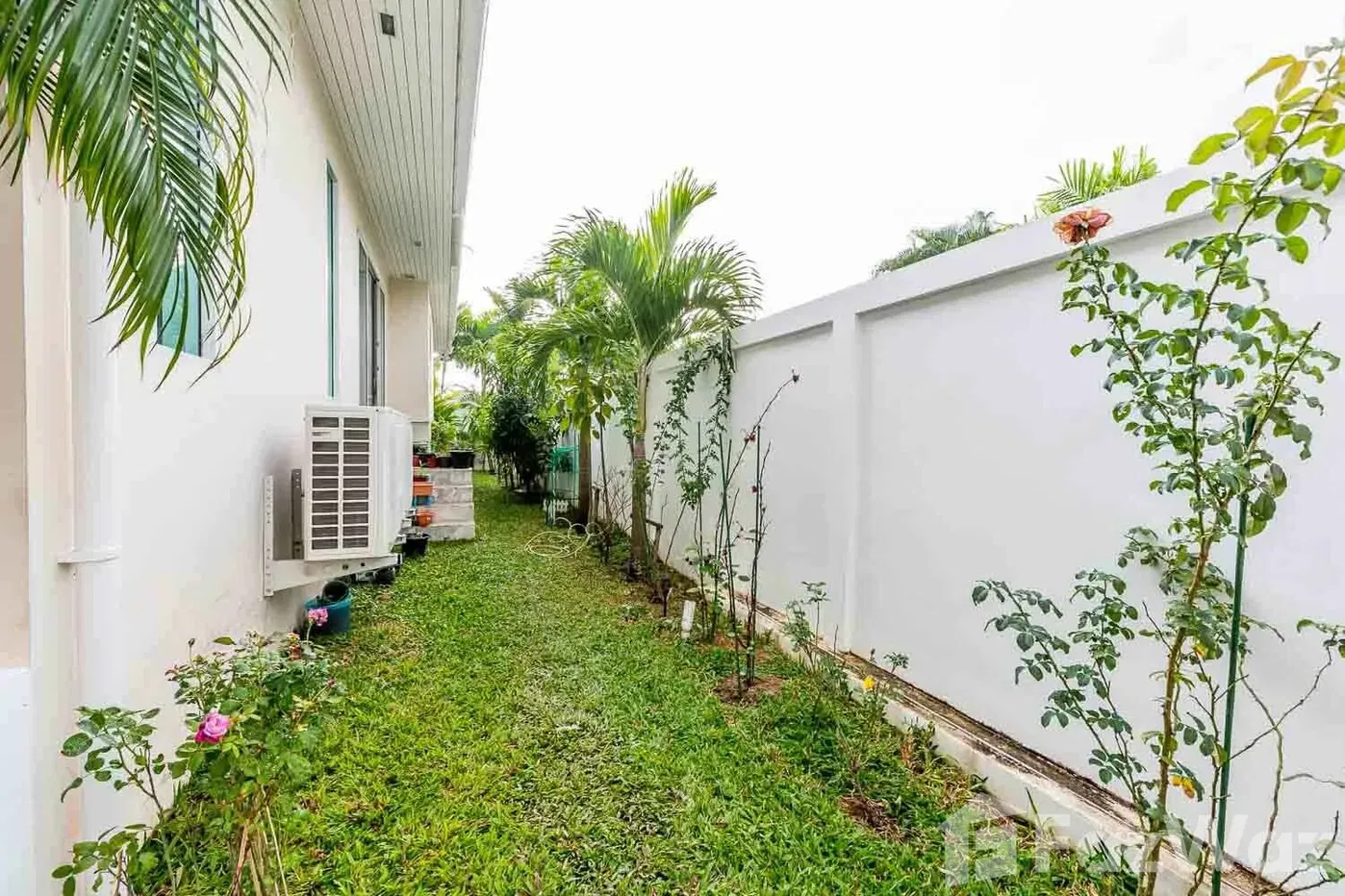 picture Luxury Pool Villa in Hua Hin at Woodlands Residences (HV146) - 13/34