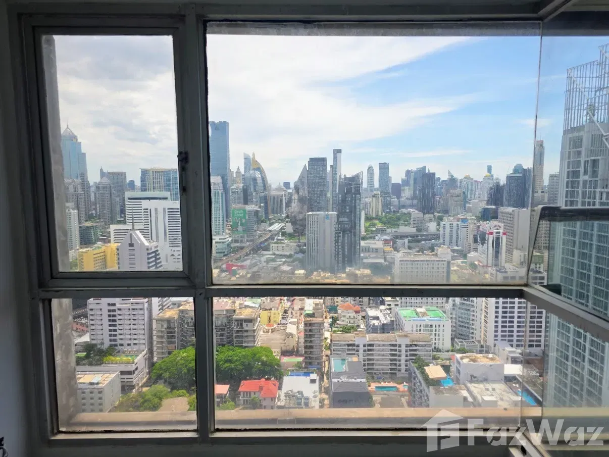 picture Sales of 93.5 sqm Bangkok Apartment Corner Unit on 37 Floors - 9/20