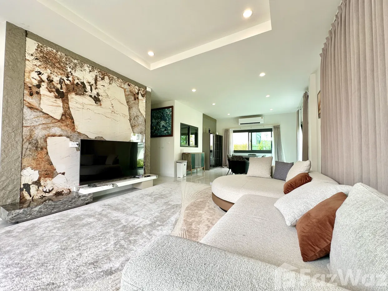 picture 4 Bedroom Luxury House for Sale at Supalai Lake Ville - 3/19