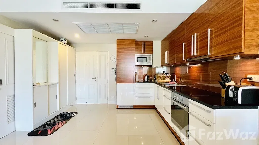 picture 1 Bedroom Condo Foreign Freehold with Sea View for Sale - 3/14