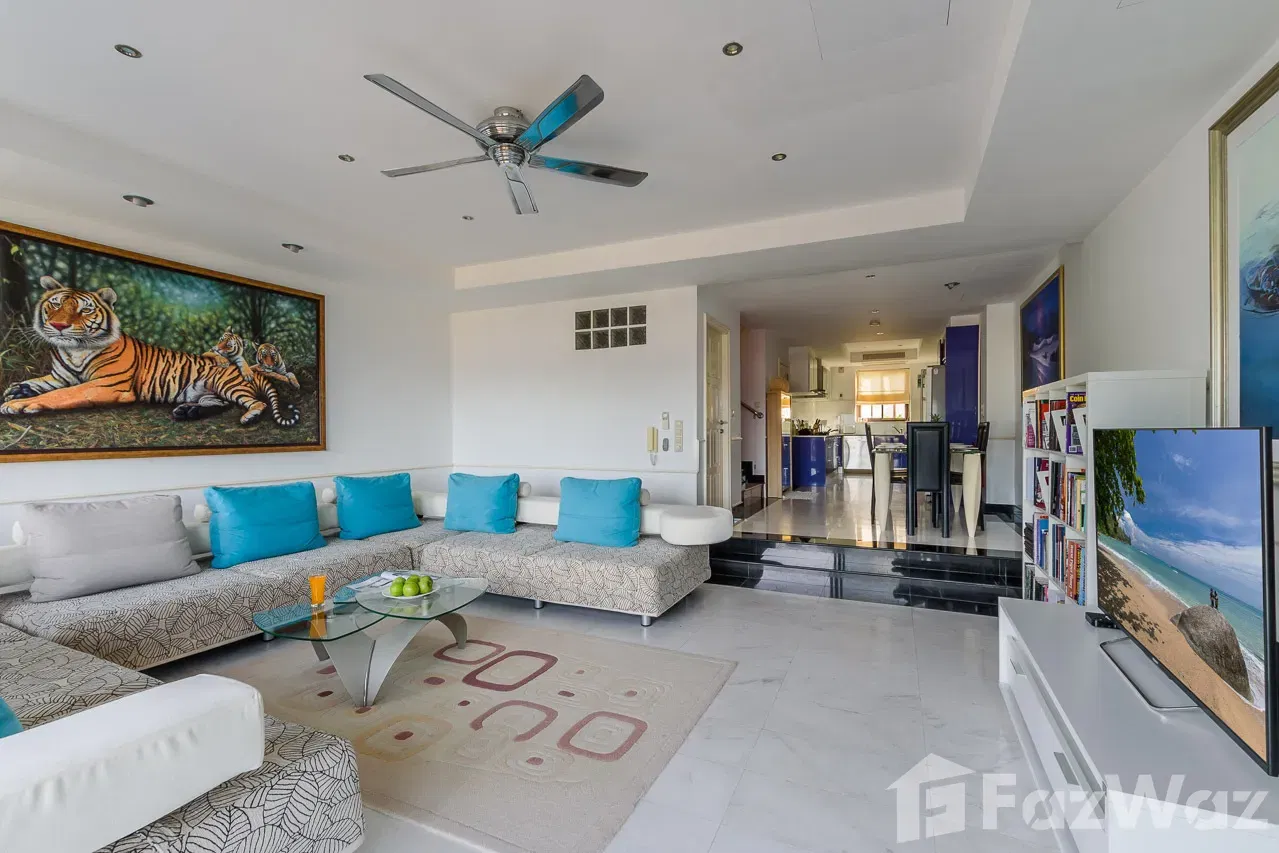 picture Stunning seaview townhouse with shared pool and garden. - 6/30