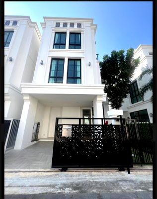 เช่าทาวน์โฮม ถนนประดิษฐ์มนูธรรม : 🏠 ให้เช่าบ้าน : The Master Ekkamai-Sukhonthasawat (เดอะ มาสเตอร์ เอกมัย-สุคนธสวัสดิ์)   รหัสทรัพย์ | 📌 LNP-H501 