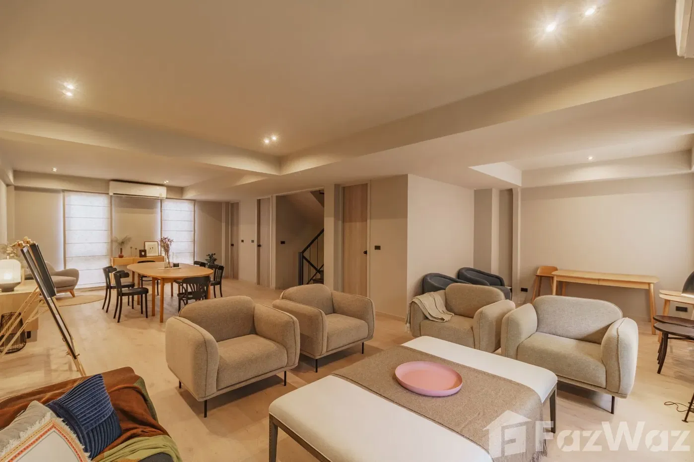 picture 4 Bedroom Townhouse for sale in Phra Khanong Nuea, Bangkok - 21/31