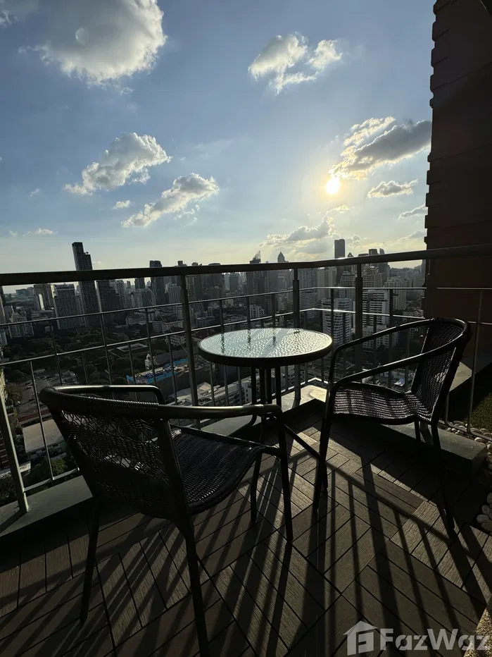 picture 1 Bedroom with Great City Views 1948556 - 12/18