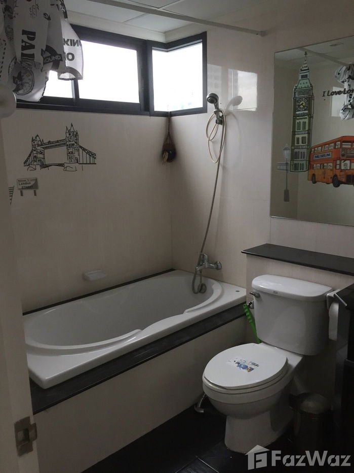 picture 2 large bedrooms with a long private terrace - 12/15