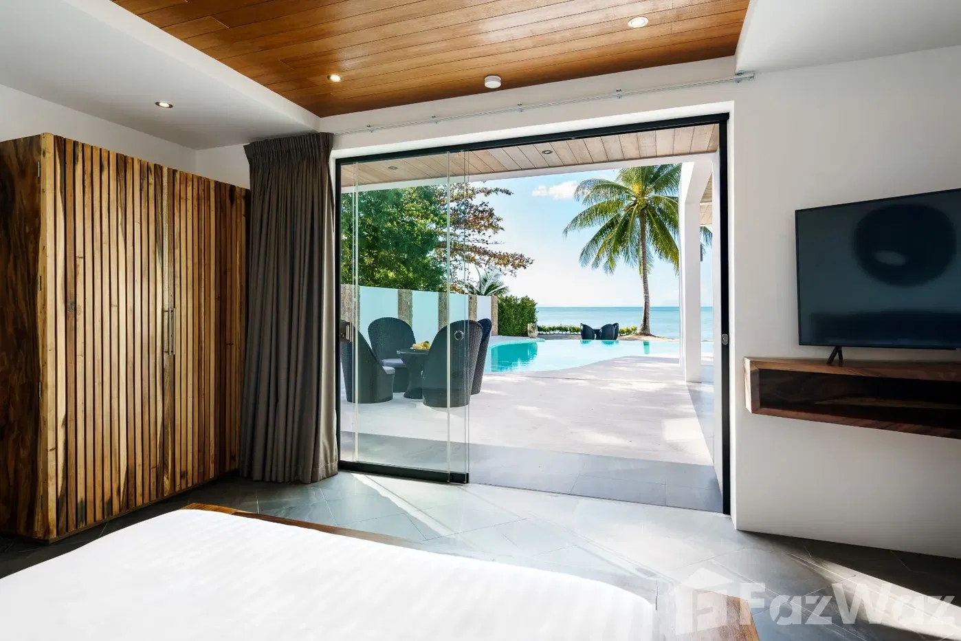 picture Real Estate of Royalty: 200 SqM Villa for Rent/Sale in Ang Thong! - 10/16