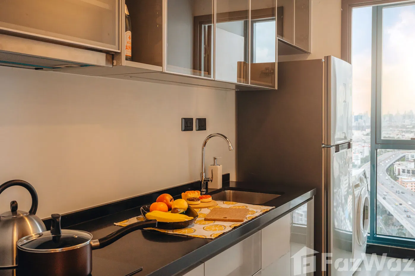 picture 2 Bedroom Condo for sale at Sapphire Luxurious Condominium Rama 3 - 2/8