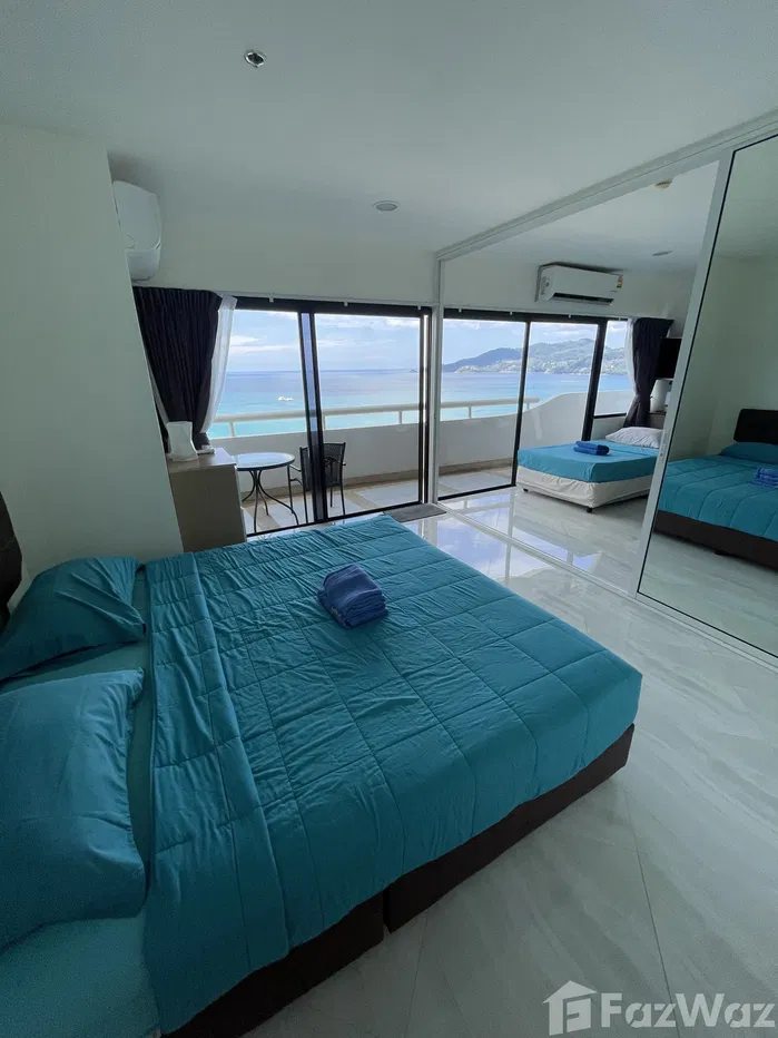 picture Oceanfront Luxury Patong Tower Condo For Sale - 26/51