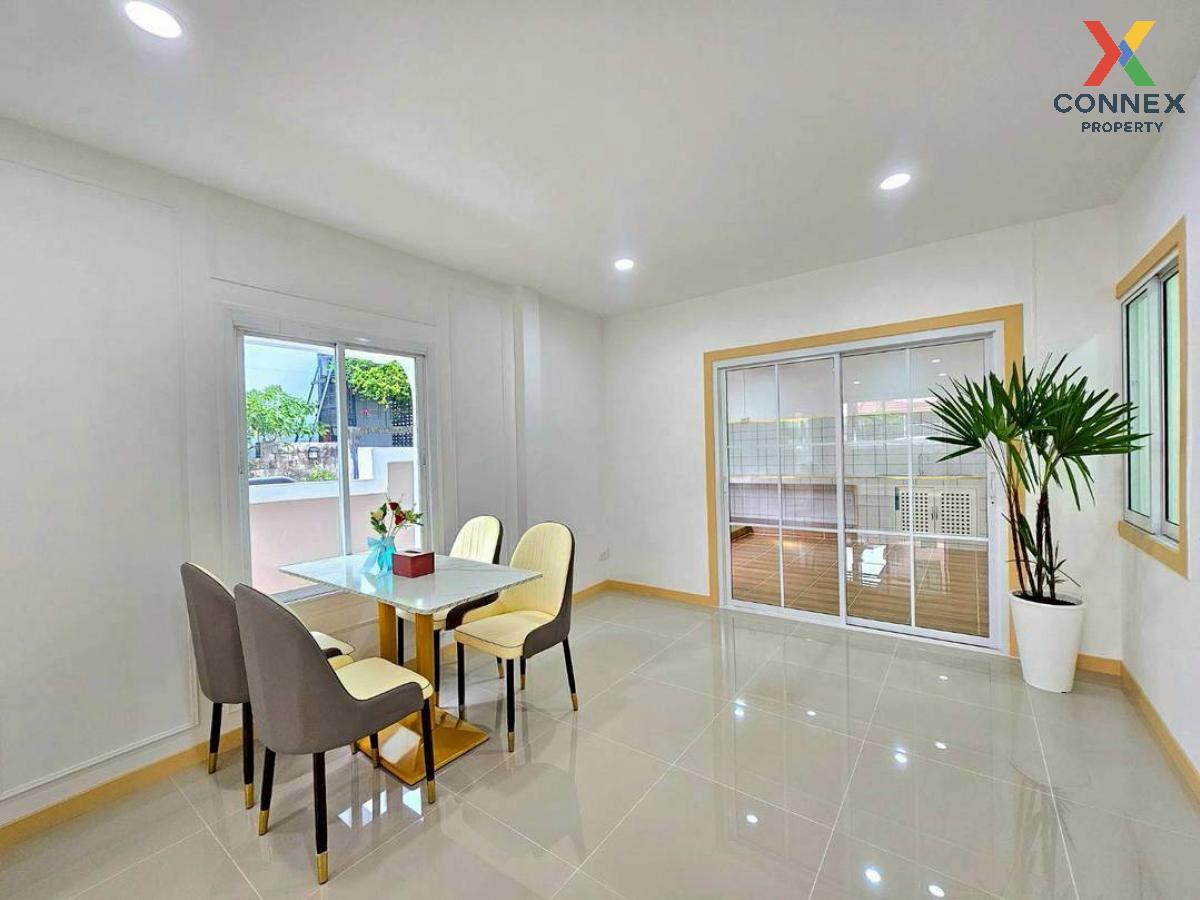 รูป ขายทาวน์เฮ้าส์/ทาวน์โฮม  บ้านสุชา รีโนเวทใหม่ ละหาร บางบัวทอง นนทบุรี CX-127494 ✅ ทักไลน์ @connexproperty ตอบทันที ทีมงานมืออาชีพ ✅  - รูปที่ 7/12