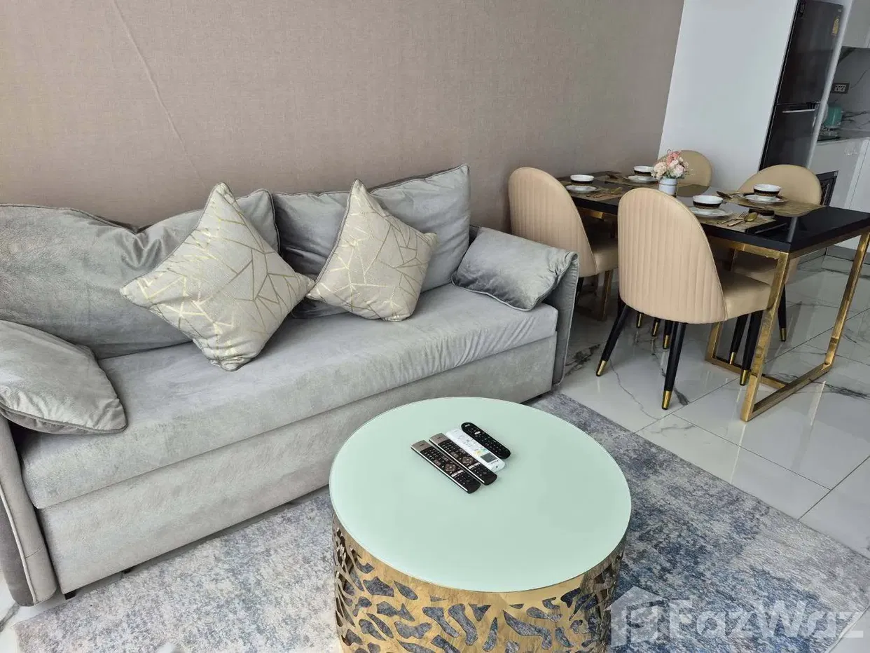 picture Luxury Beachfront Condo | 2 Bed / 2 Bath | Copacabana - 2/11