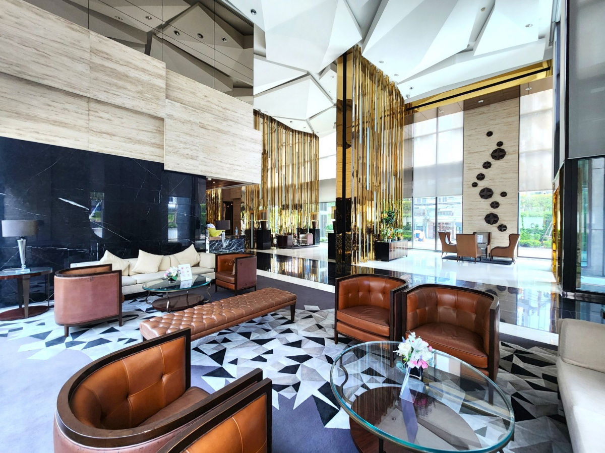 picture For Rent – Corner 2-Bedroom Unit | Great View | Fully Furnished | Luxury Project near BTS Phrom Phong – The Address Sukhumvit 28 - 10/15