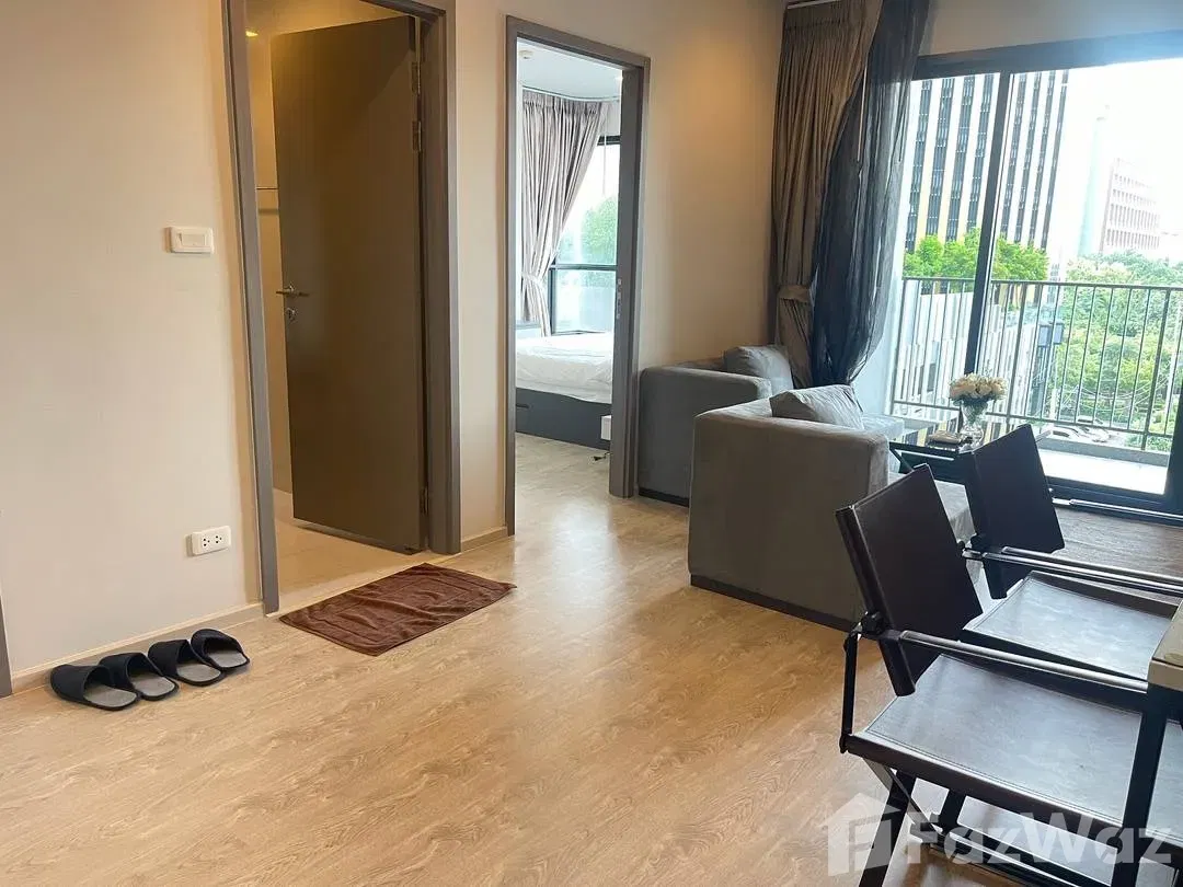 picture The Base Central Pattaya - 2/16