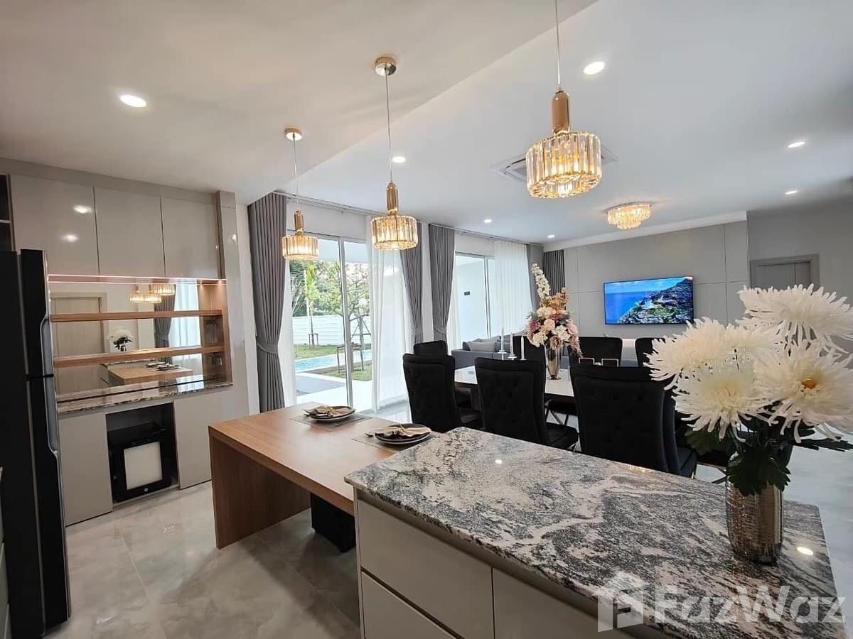 picture Condo next to Jomtien Beach, Dongtan Curve. 180 degree sea - 31/31
