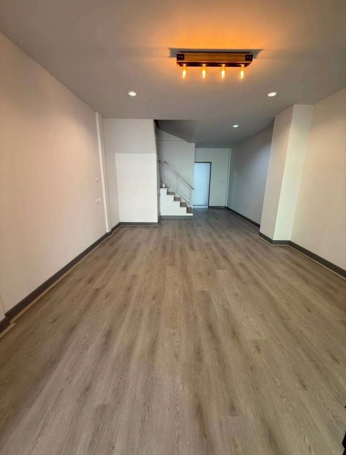 รูป บ้านรีโนเวทใหม่ หมู่บ้านซิตี้พลัส 🏡 หนองจอก 2 ชั้น 1.79 ลบ. ถูกกว่าโครงการ! - รูปที่ 2/11