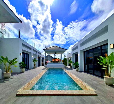 Houses for sale Nong Prue, Chonburi : Large luxury pool villa for sale, 15 minutes to Pattaya City.