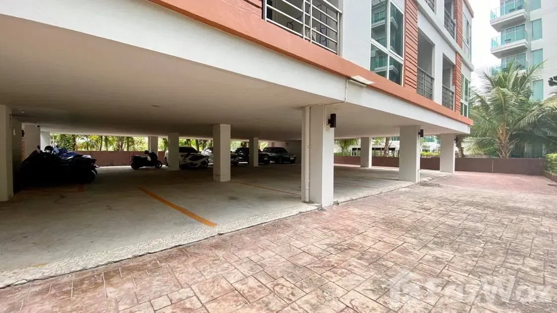 picture Foreign freehold Penthouse with 4 bedrooms in Patong beach - 26/26