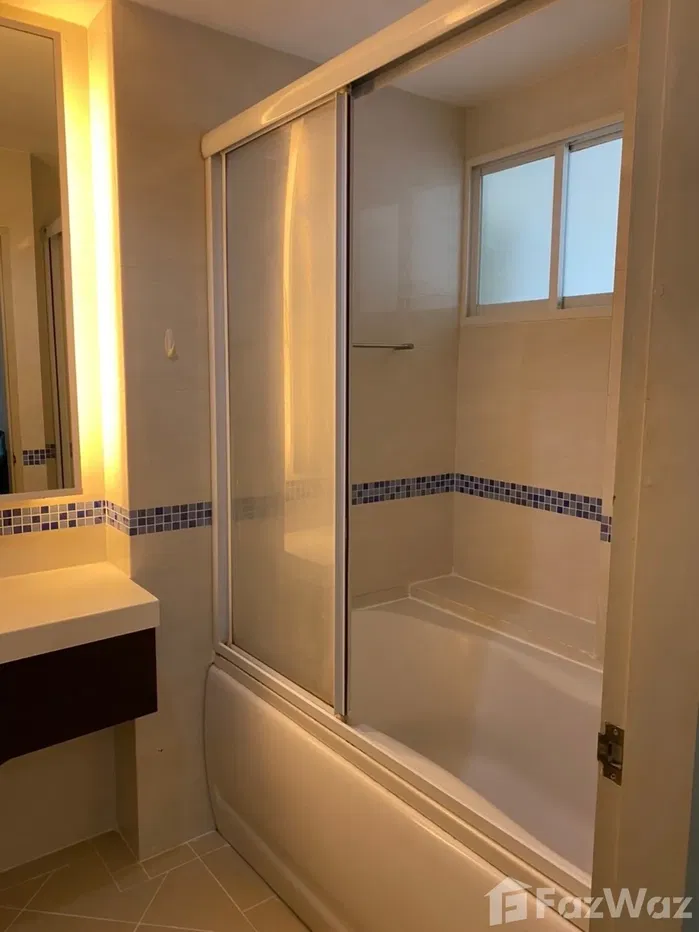 picture 1 Bedroom at Life Sathorn 10 - 12/18