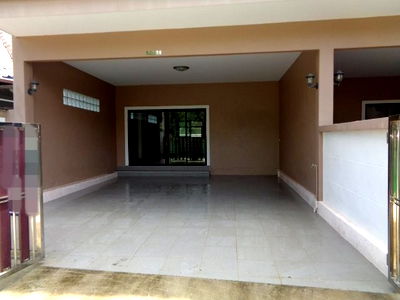 Townhouses for sale Soi Udomsuk (Sukhumvit 103) : FOR SALE  TOWNHOUSE PROPERTY  2168000 BAHT.