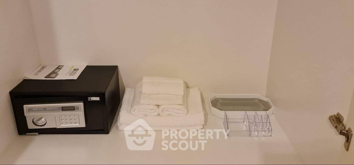 picture 2-BR Condo at Zire Wongamat close to Wong Amat (ID 1813984) - 10/15