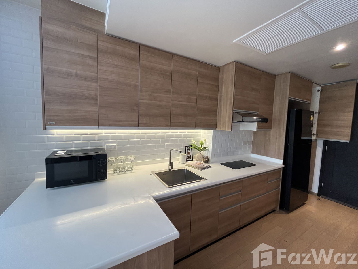 picture 2 Bedroom Condo for sale at Noble Ambience Sarasin - 13/21