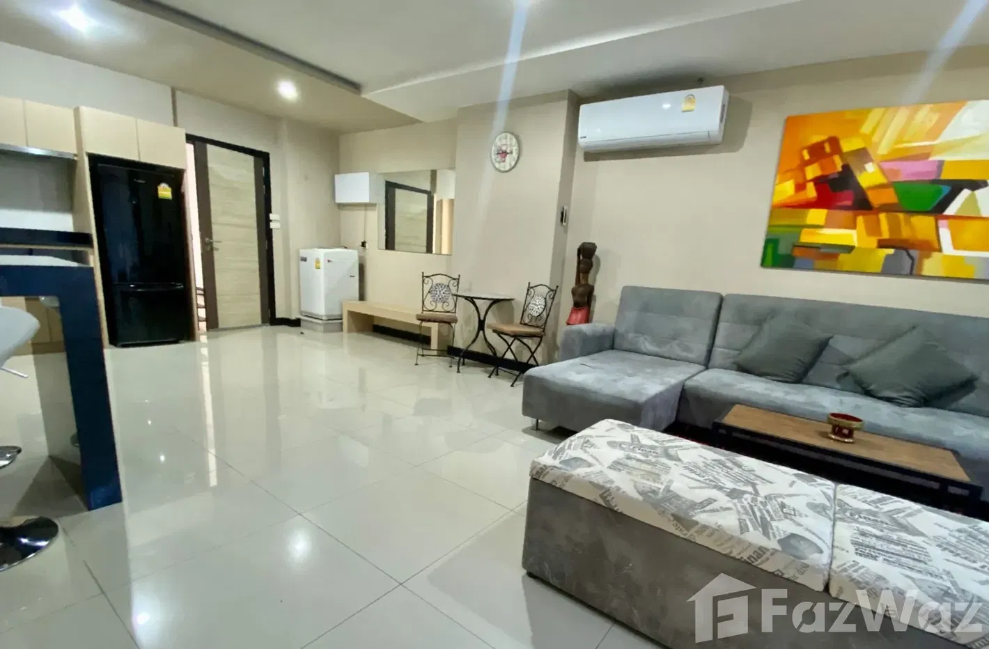 picture Big 2 Bedroom Apartment - 8/18