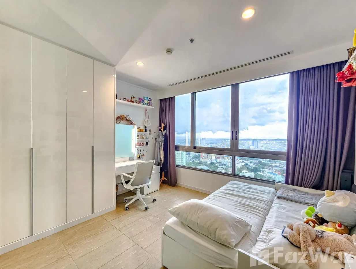 picture Luxurious 2 bed condo with stunning sea views at Northpoint - 14/18