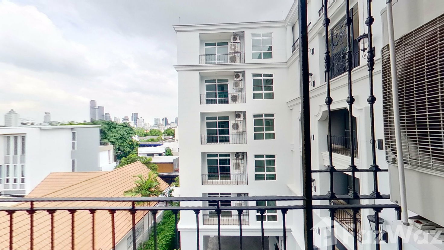 picture Opulently Bedecked: Unforgettable Bangkok Condo for Anyone Seeking Grandeur - 13/13