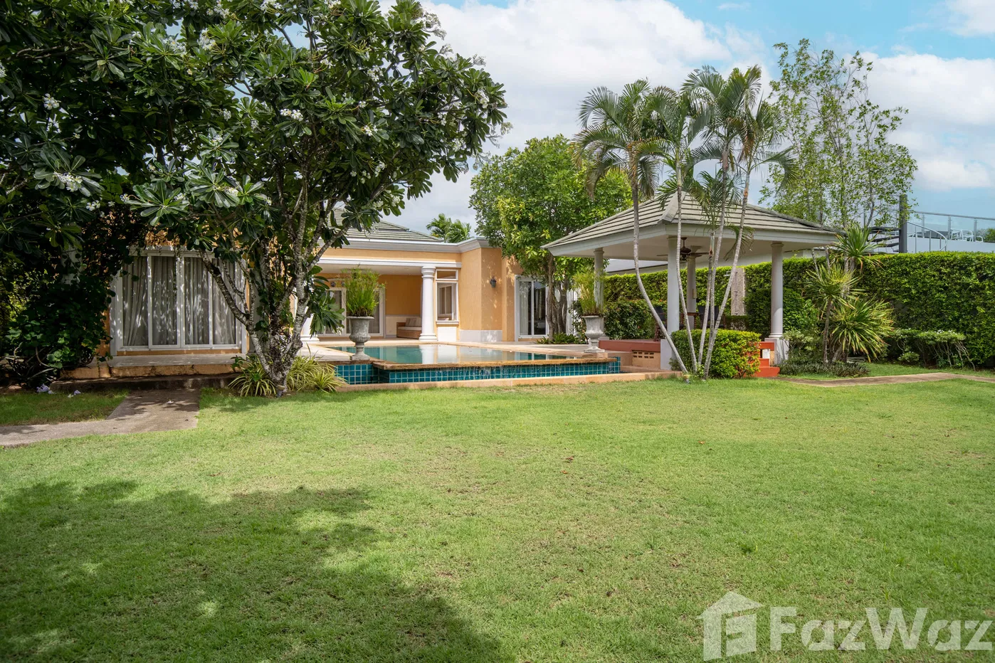 picture Luxury Vintage 3BR Villa with Pool, Garden & Bathtubs - 12/68