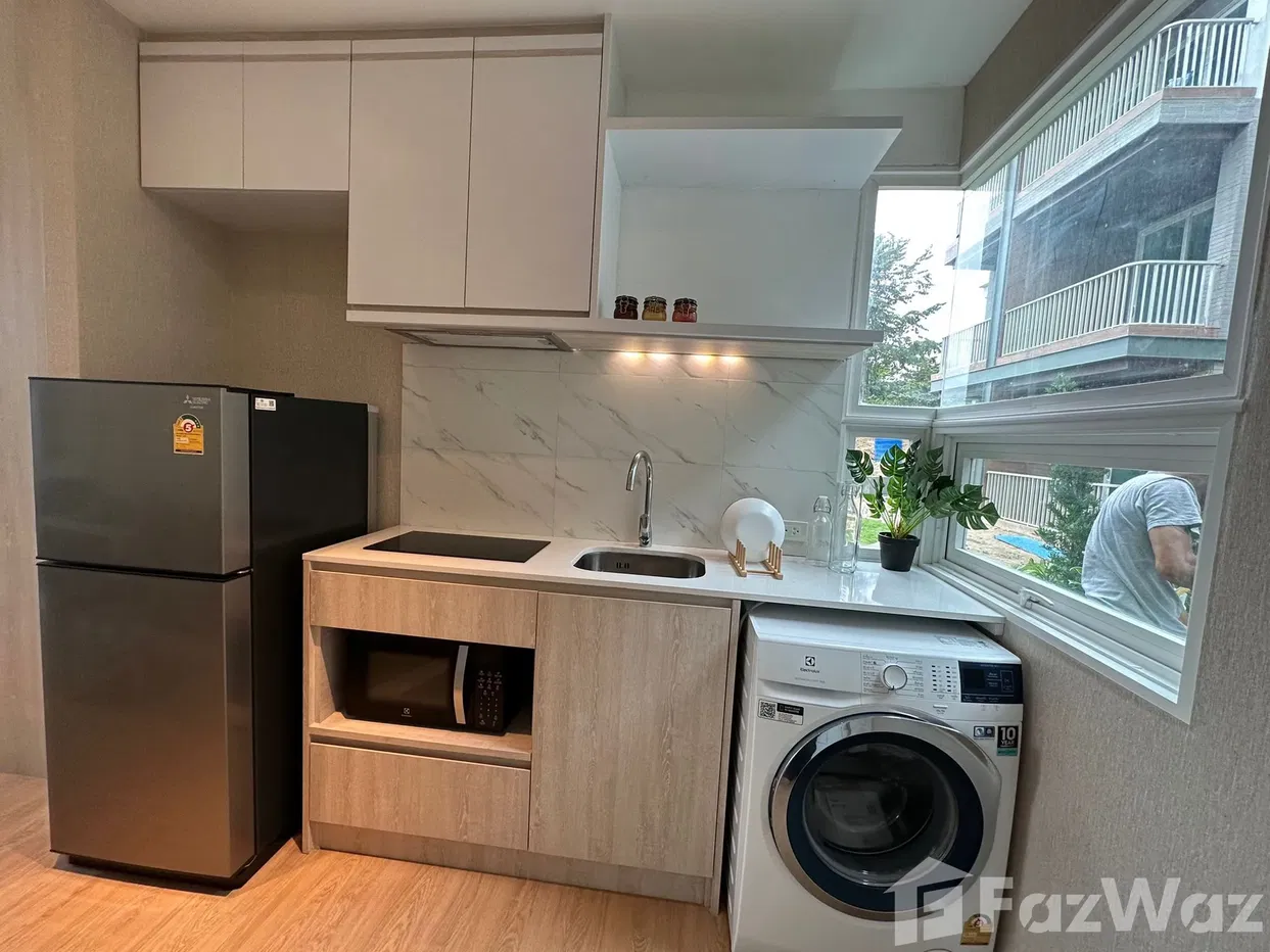 picture Unique Beachfront Seaview Studio Unit Condo For Sale - 5/6