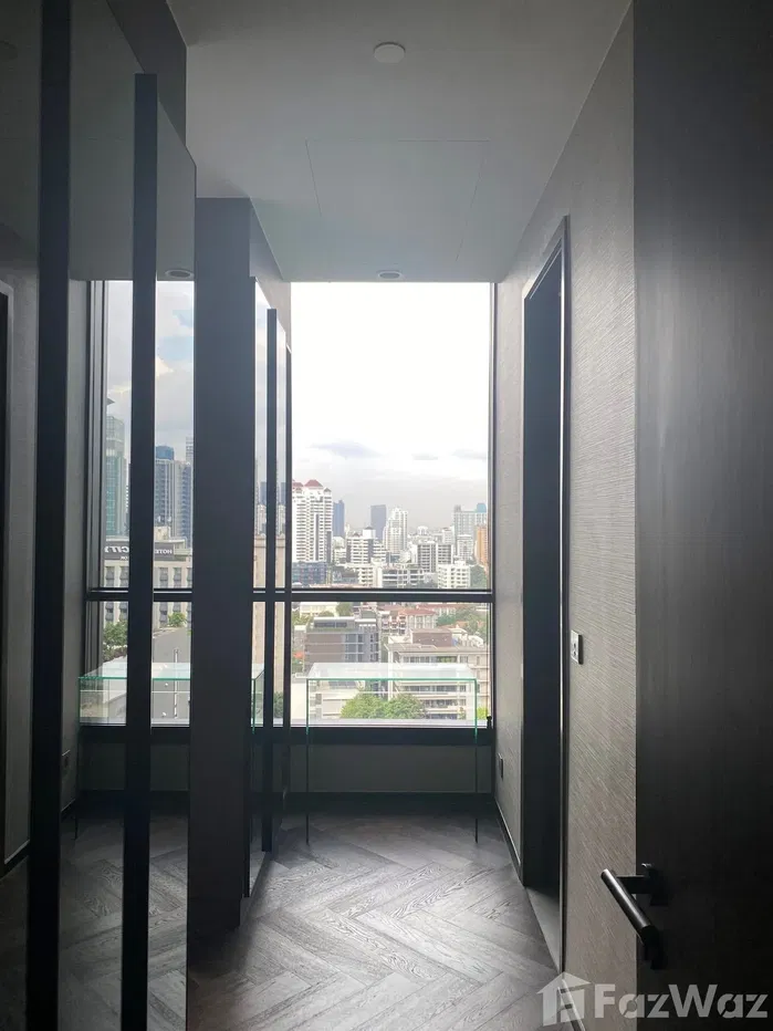 picture . 5630579 - 16/16